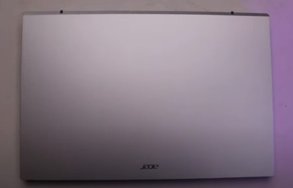 front viewacer aspire 3